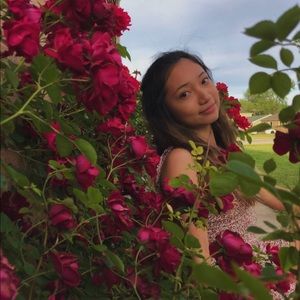 Meet your Posher, Avril fielle